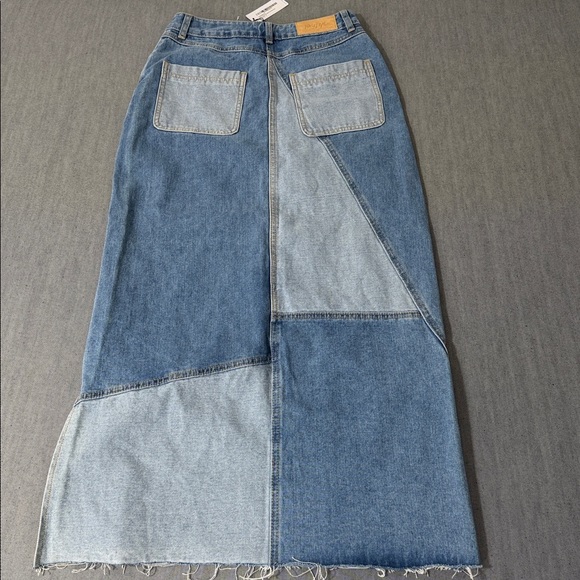 Nasty Gal Denim Patchwork Split Front Maxi Skirt Women’s Size 6 Blue NWT - Picture 3 of 10